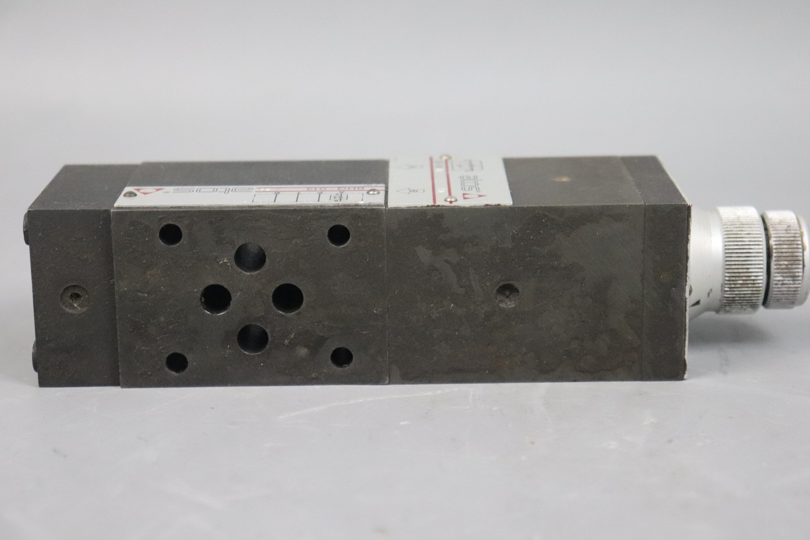 Atos QV-06/11/50 Flow Control Valve + Modular Plate BHQ-013 11L/min Used