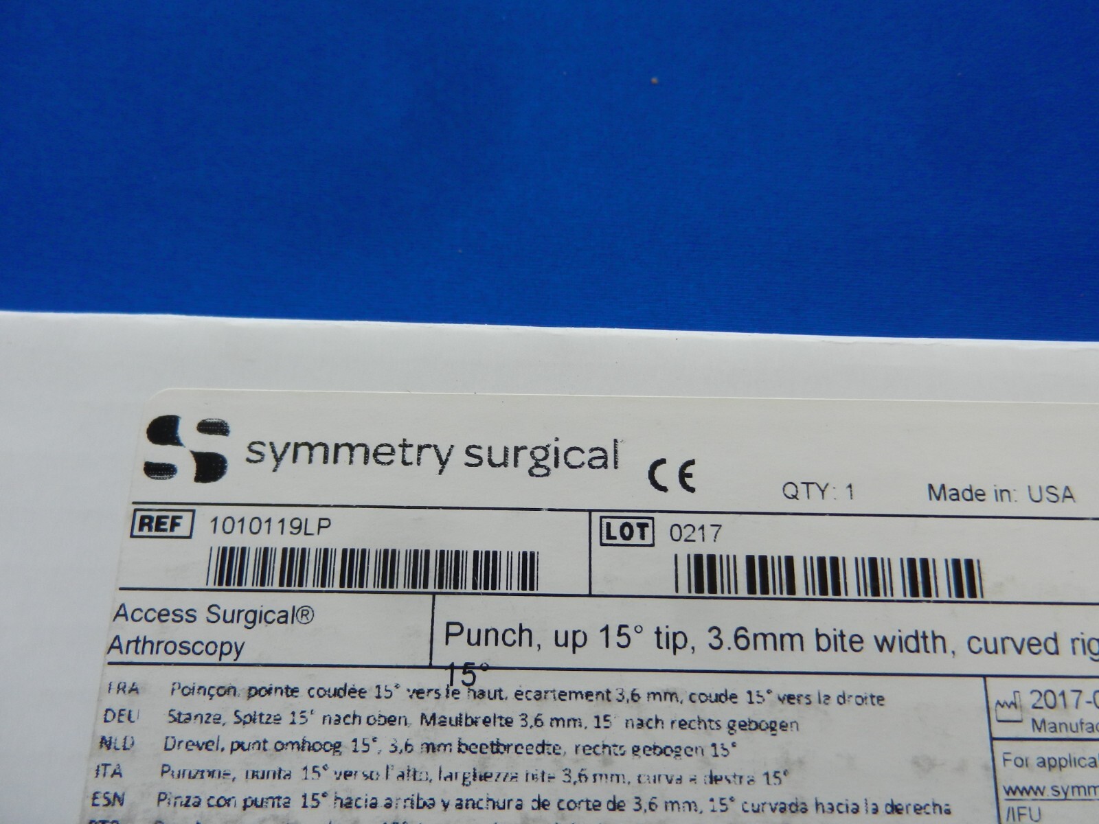 F14 Symmetry Surgical Arthroscopic Punch Up 15°, Curved Right, 3.6mm Bite