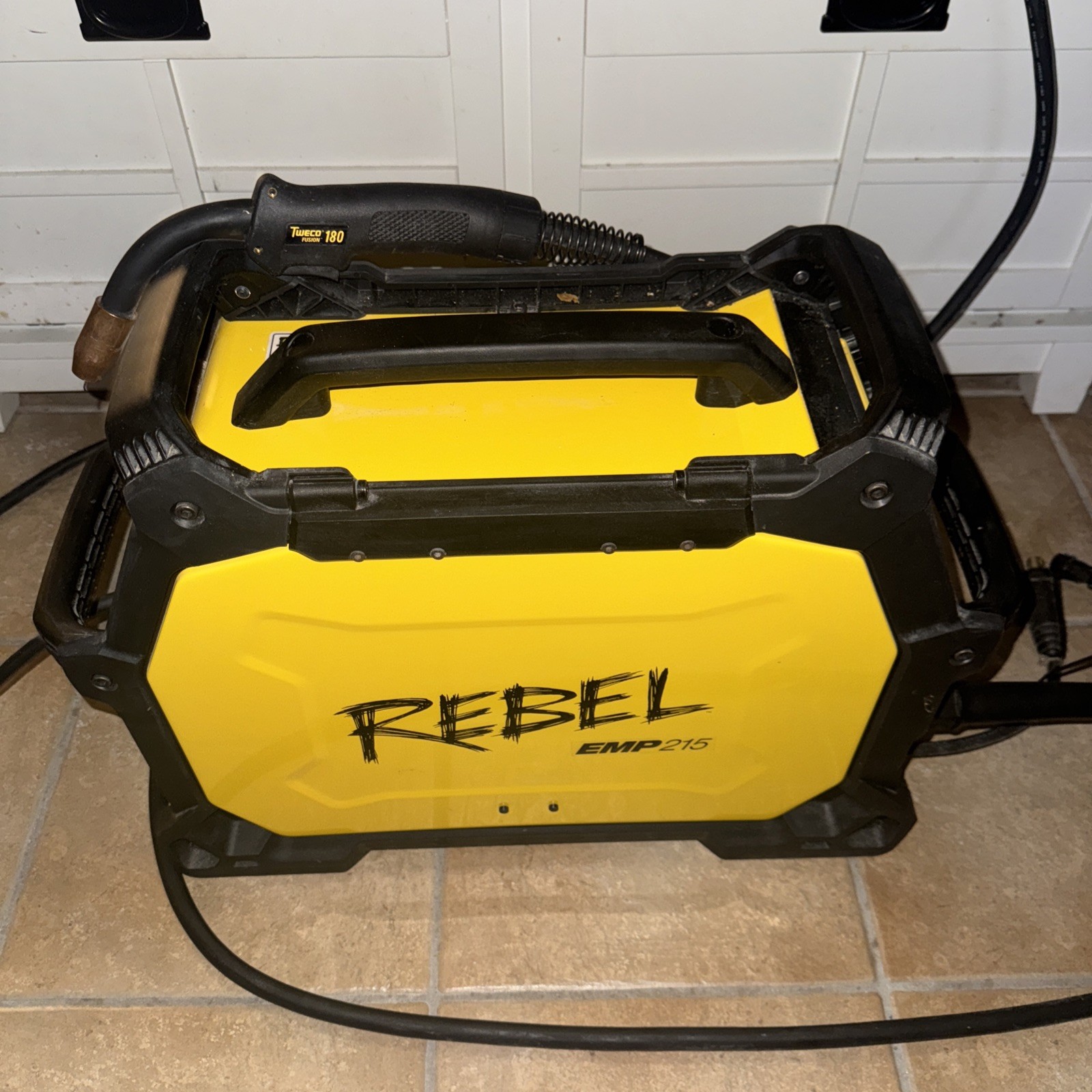 ESAB Rebel 215 IC 0558102240
