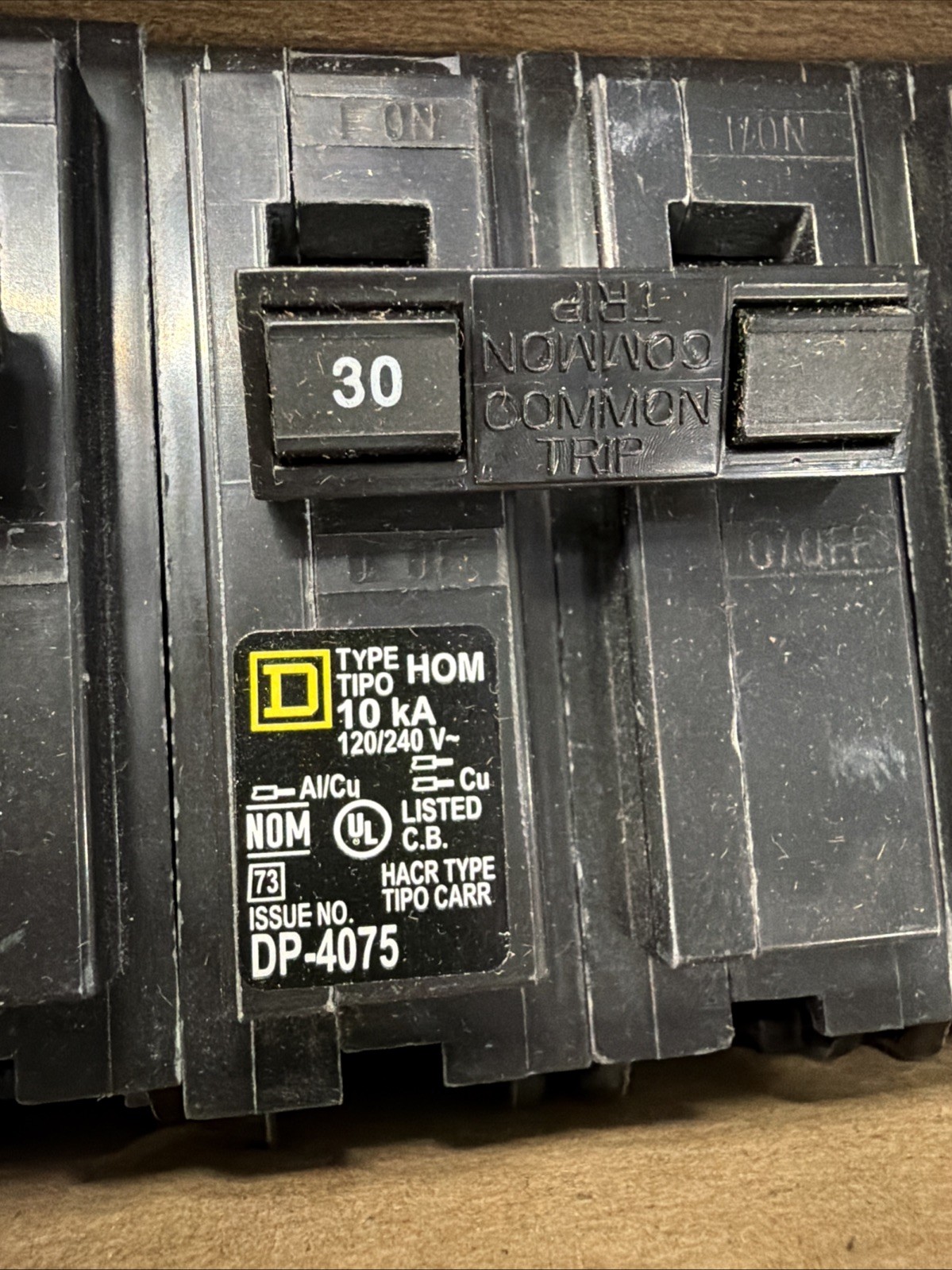 Square D HOM230 (5 PACK) 30 Amp 2P Circuit Breaker 120/240V Lot Of 5 NEW IN BOX