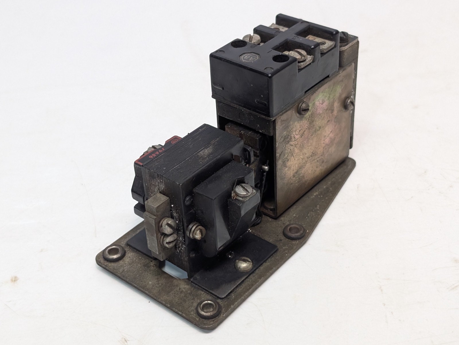 Allen-Bradley 849A-Z0D25 Pilot (Heavy) Duty Timer Relay Assembly with 120V Coil