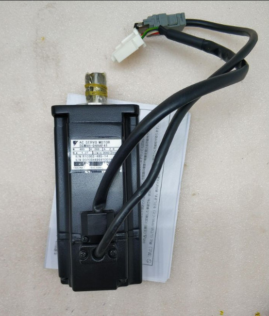 ONE NEW YASKAWA SGMAH-04AAF41 Servo Motor