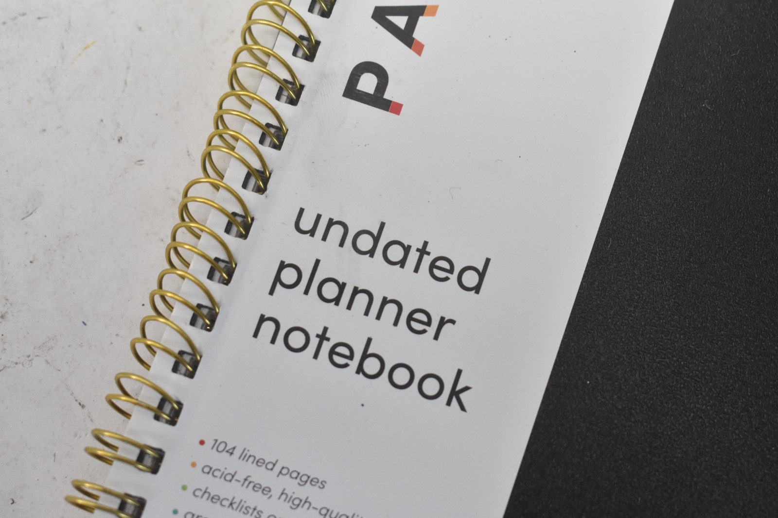 Paperage Undated Daily Planner & To Do List Notepad Black 8.5″x11″ Spiral Bound