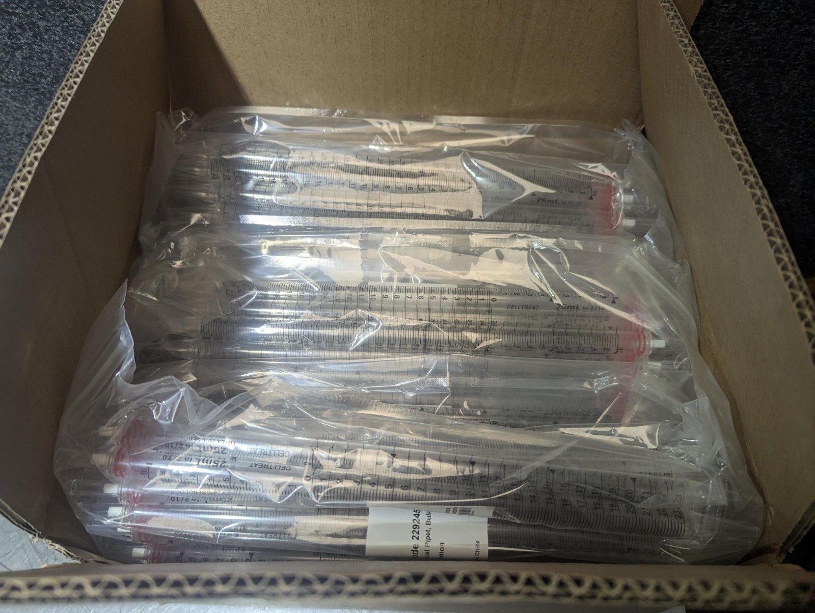 Celltreat Serological Pipets 25ml 229245 ( 25 Count) x 8 sealed bags (200)