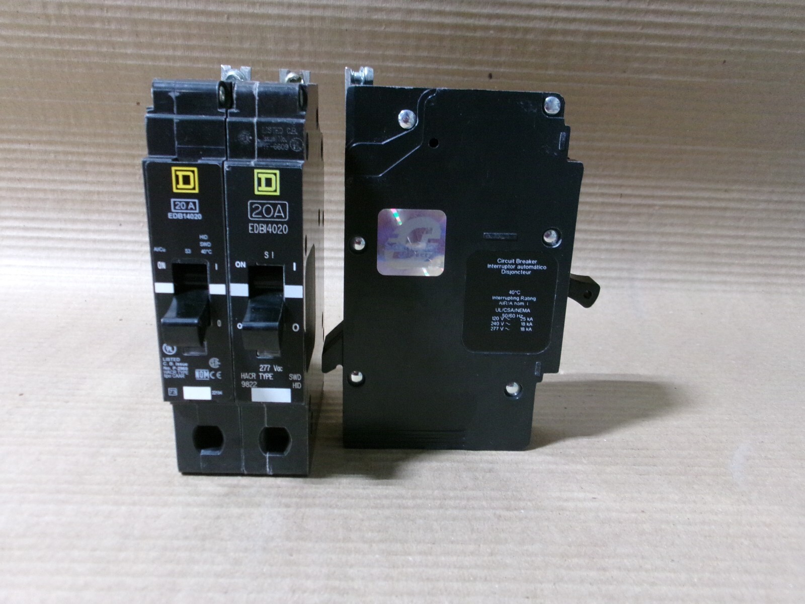 NEW LOT OF 3 Square D EDB EDB14020 1 Pole 20 Amp 277V Circuit Breaker NNB AK