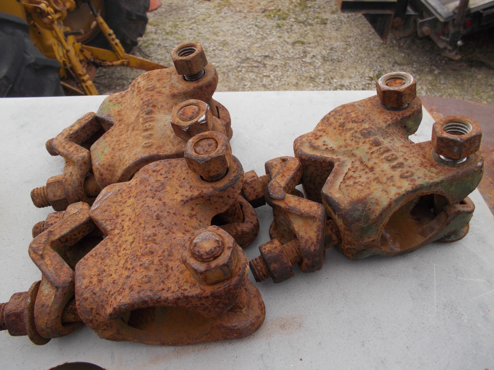John Deere JD Tractor Side dresser cultivator mounting clamp C48N w/ bolts