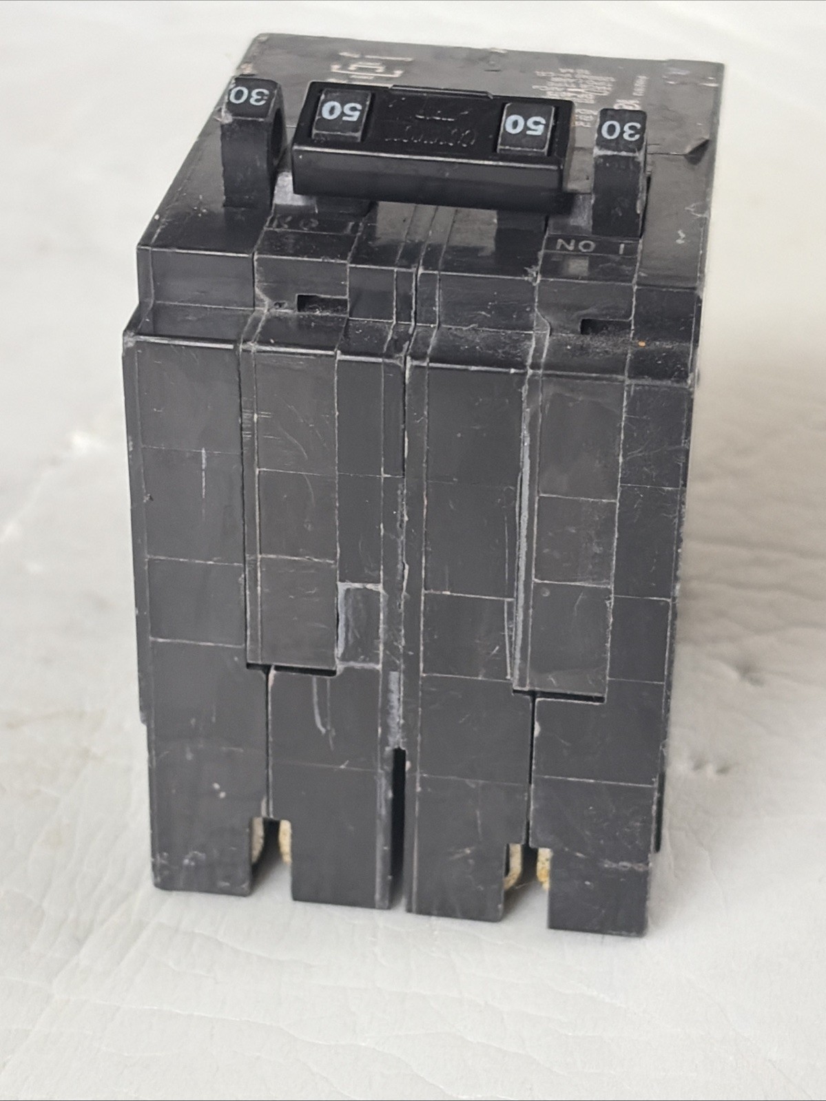 Square D Quadplex HOMT3030250CP 30A 50A Miniature Circuit Breaker HOMT230250 New