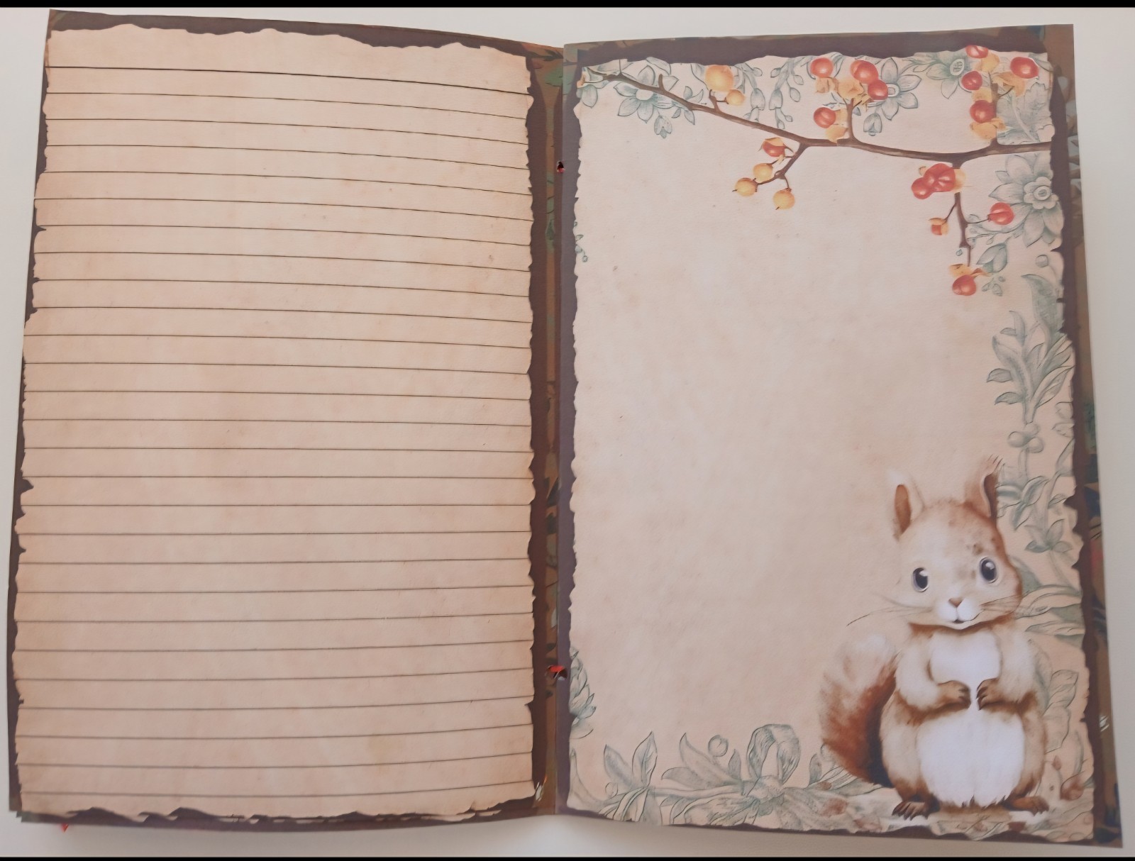 Junk Journal Booklet «WOODLAND CREATURES» HANDMADE Forest Life Lg 5.5″x8.5″ 40p