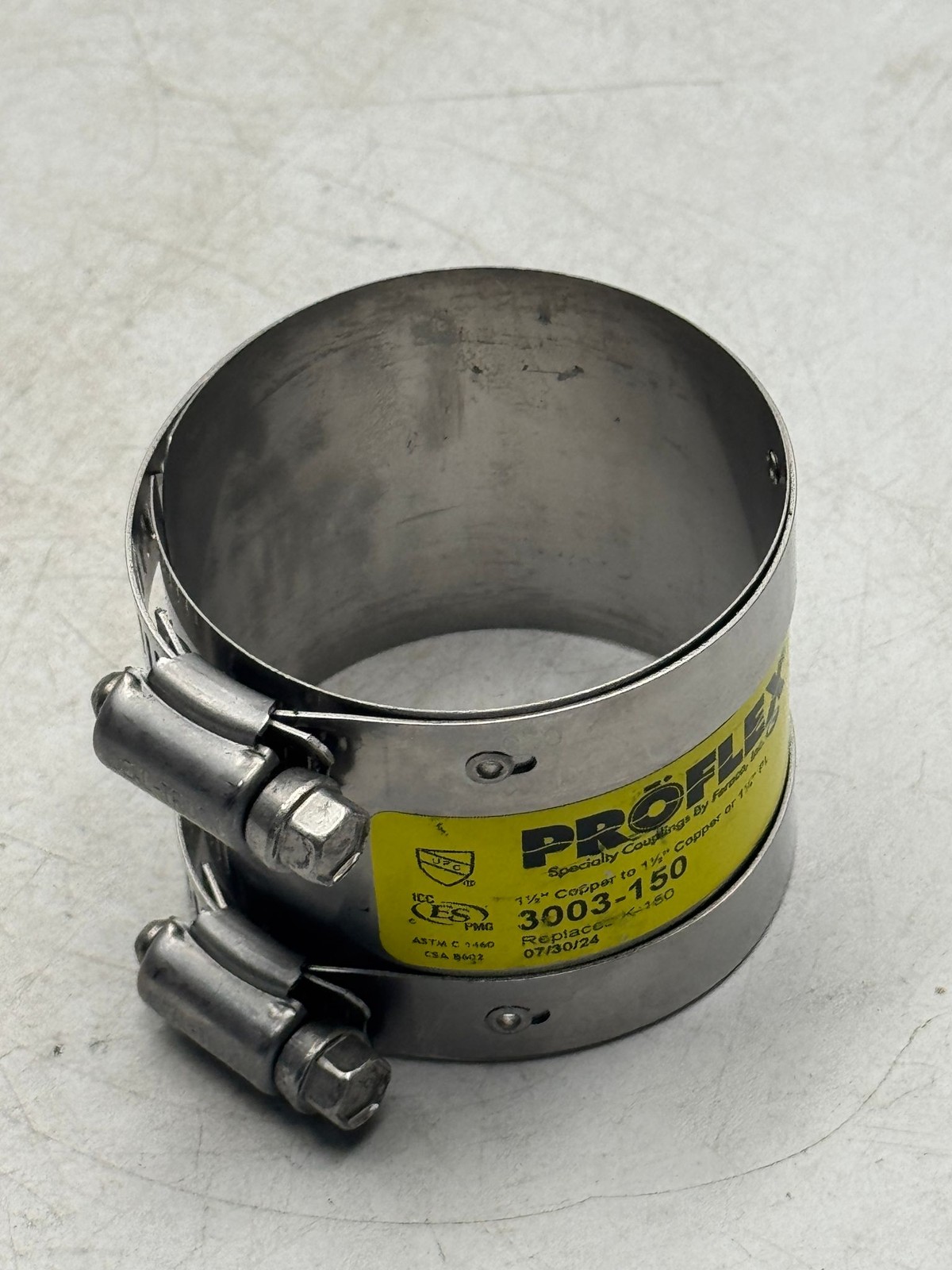Proflex Pipe Coupling 1-1/2 Stainless Steel Clamp Coupler 3003-150 P3003-150