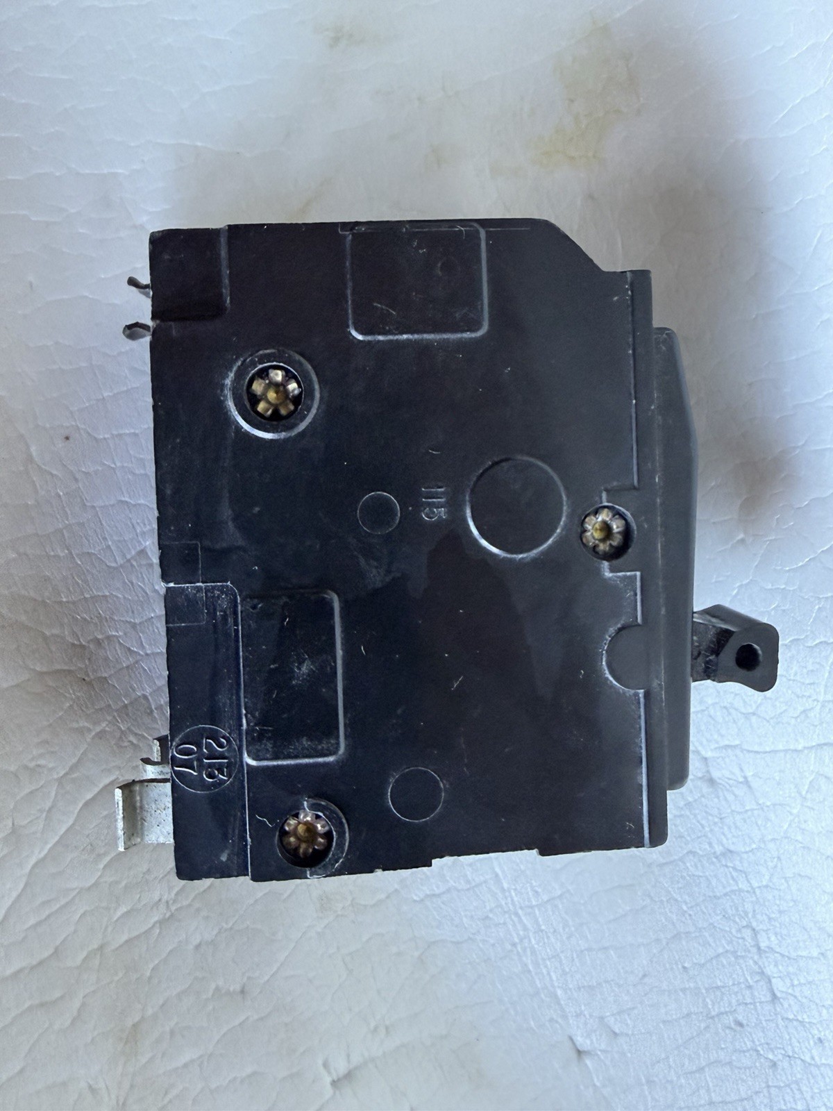 Square D QO215 15A Miniature Circuit Breaker 2-Pole QO 10kA Yellow D ~used