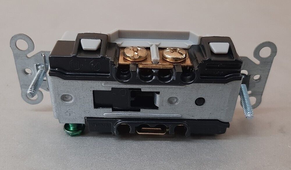Lot of 10 Hubbell DR20C2GRY 125V 20A 2-Pole Duplex Back & Side Wired Receptacle