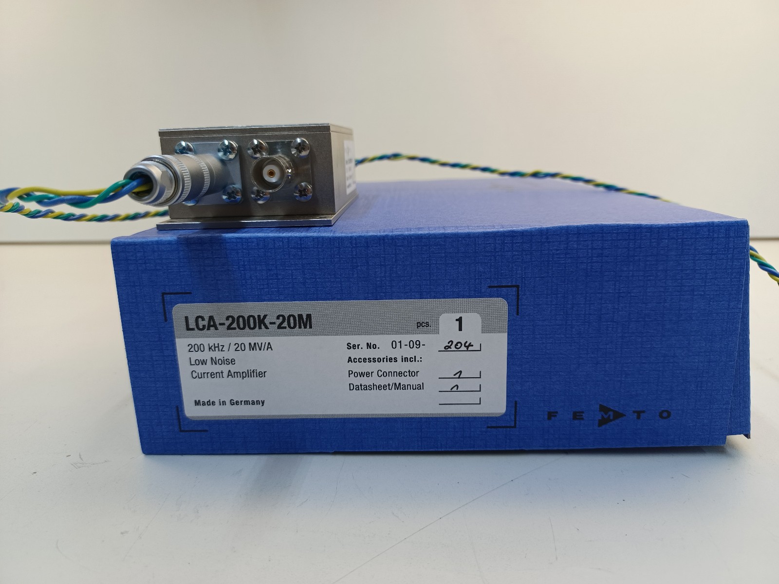 FEMTO LCA-200K-20M Ultra Low Noise current Amplifier, made in Germany