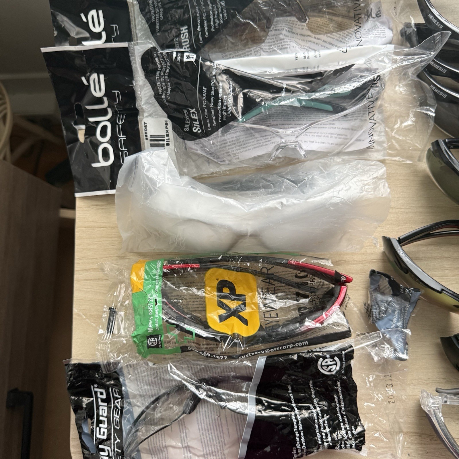 Lot of 17 Safety Glasses – Nemesis, Bollé, ORR Z87+, Sport Style – 5 New Sealed