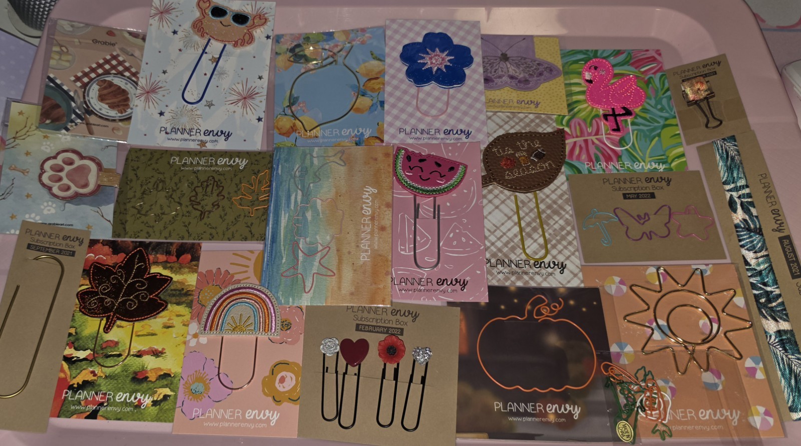 Huge Lot of Decorative Paper Clips & Magnetic Bookmarks – Planner Envy, Grabie