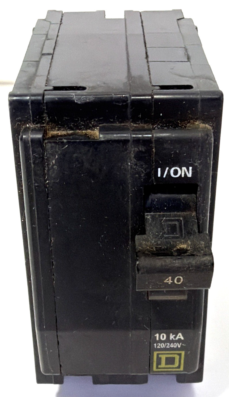 Square D QO 40A 2‑Pole Plug‑In Circuit Breaker – QO240 – Used