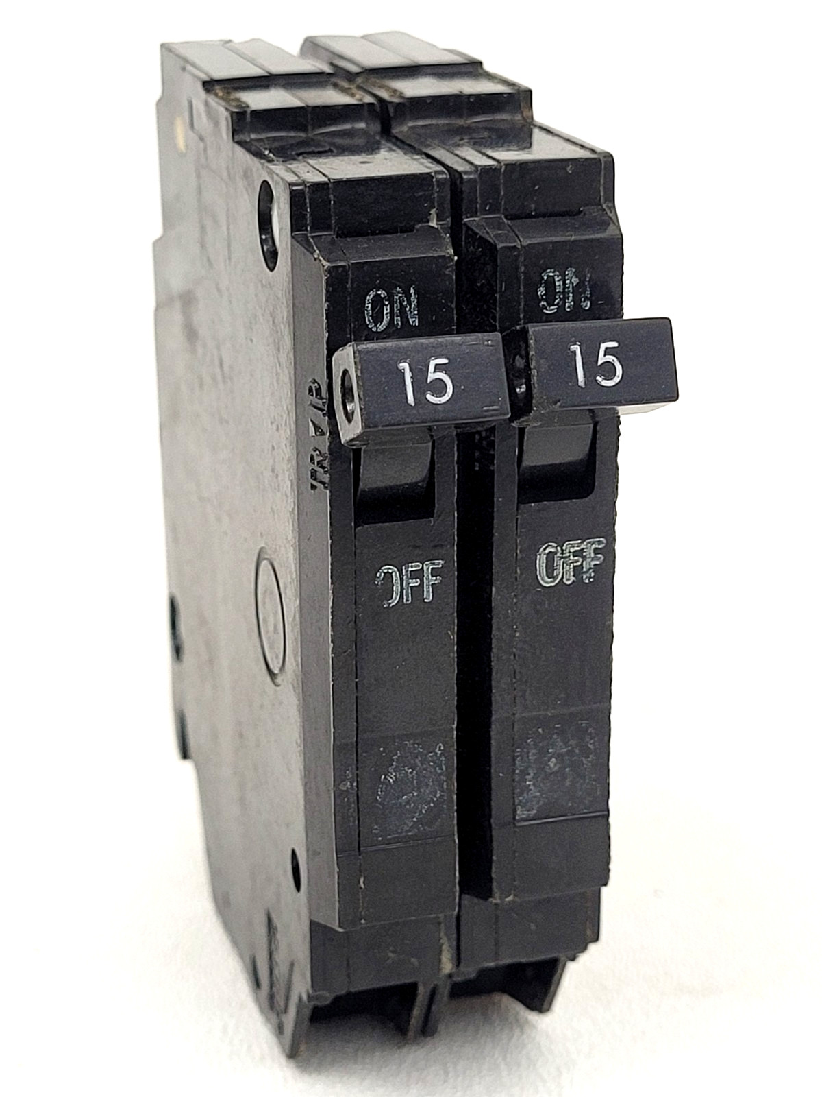 Lot of 2 – THQP115 GE 15 Amp 240 Volt Circuit Breaker – Next Day Option