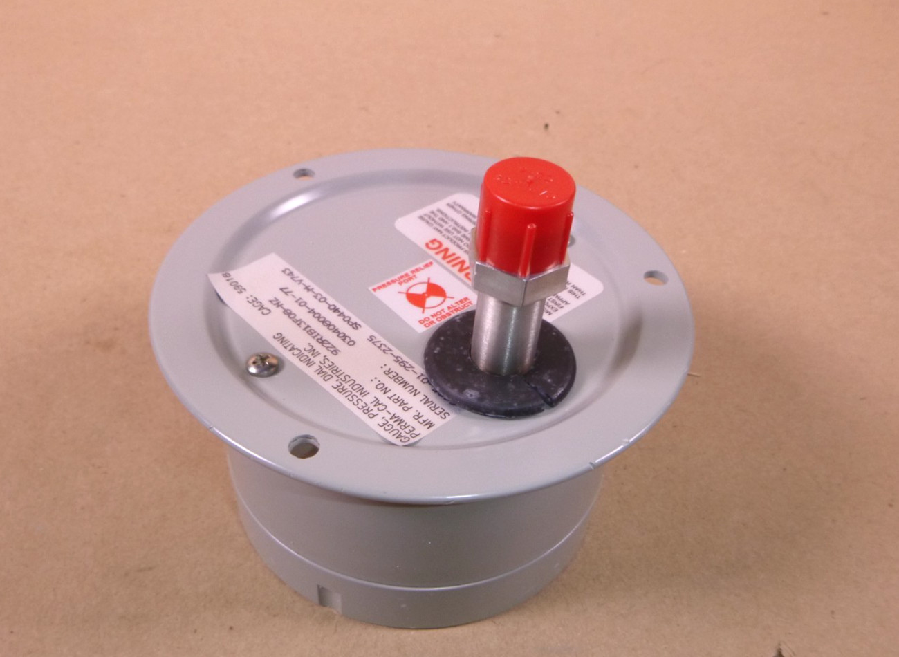 MIL-G-18997 Vibration-Resistant Flange Pressure Gauge 3-1/2″ Dial 2000 Psi