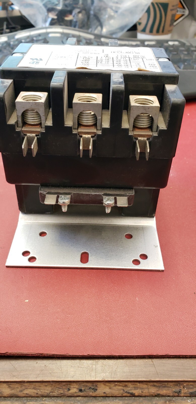 Arrow Hart ACC630U30 75amp 600VAC magnetic contactor ( G2-3C)