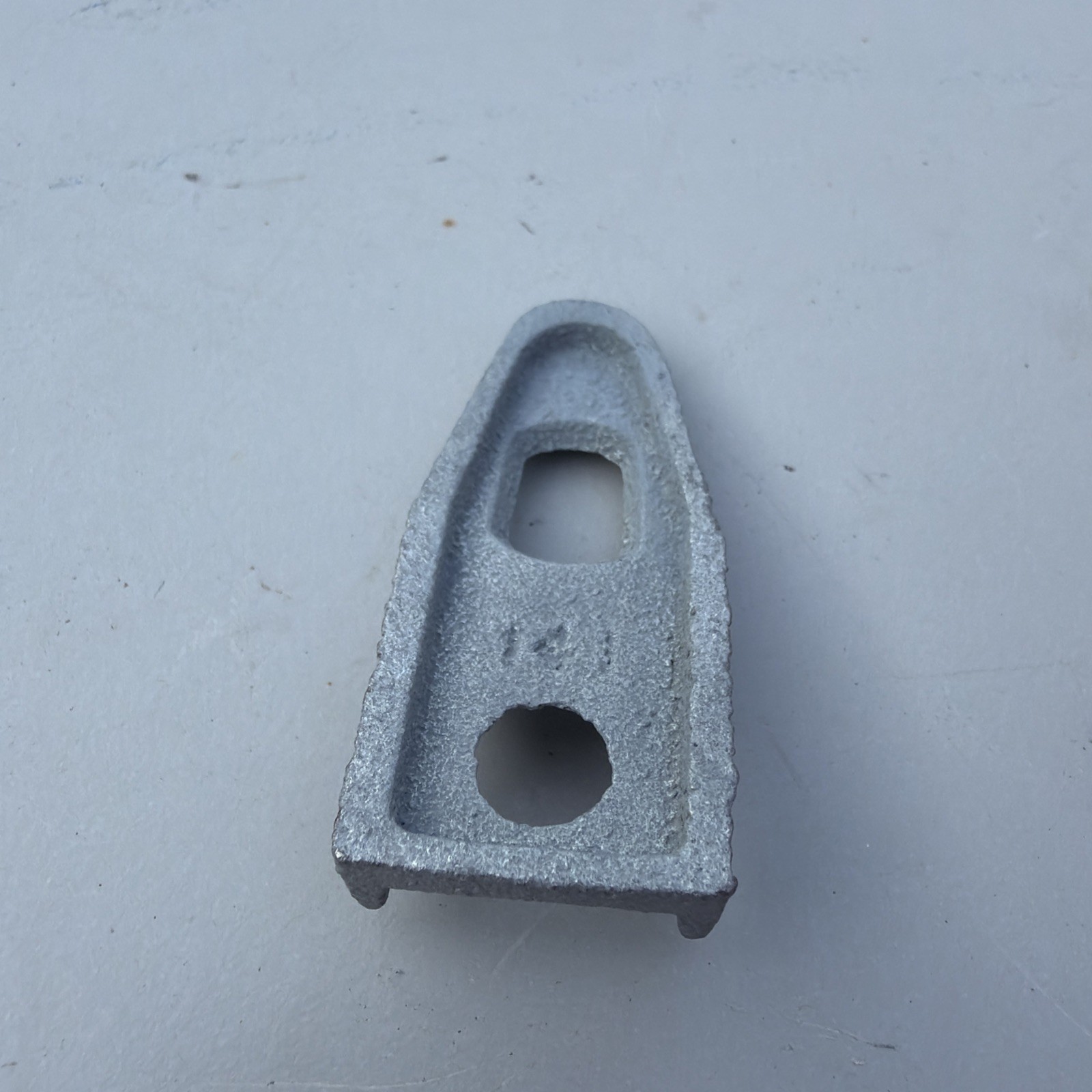 New (LOT OF 89) O-Z/Gedney 1/2″ Conduit Pipe Spacer