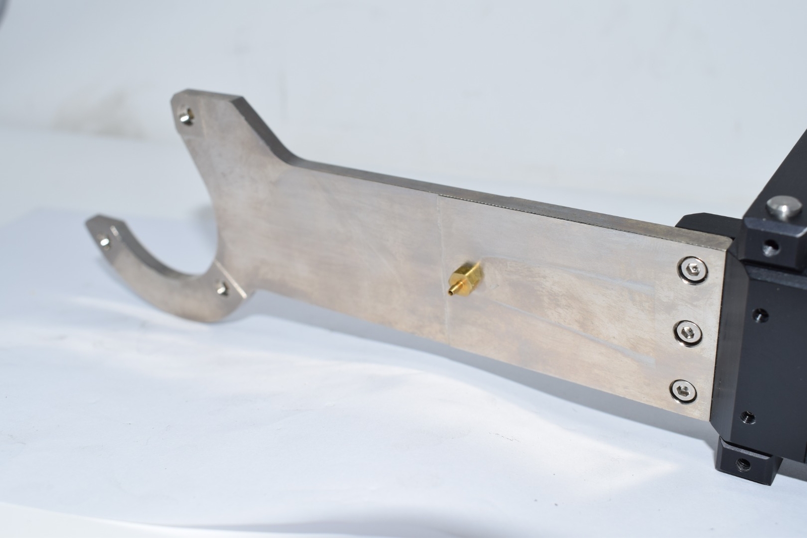 NEW Ultratech Stepper Wafer Transport Assembly 9» Arm, Reticle
