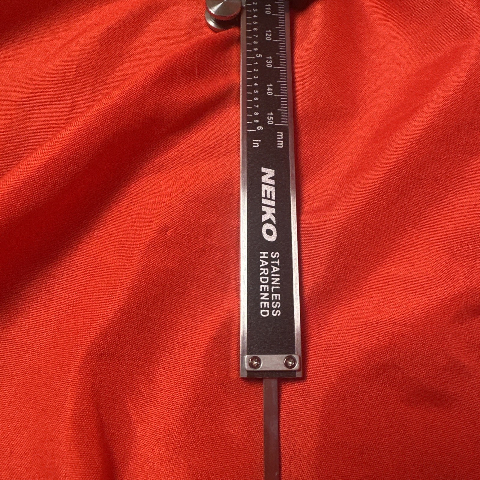 Neiko Digital Caliper 0-150mm 0.01mm Resolution IP54 MPN 01407A Never Used