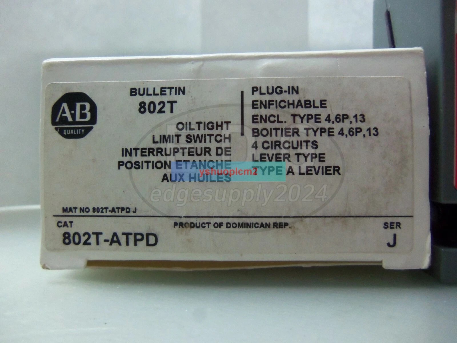 NEW A~B 802T-ATPD Metal Plug-In Oiltight Limit Switch Lever Type