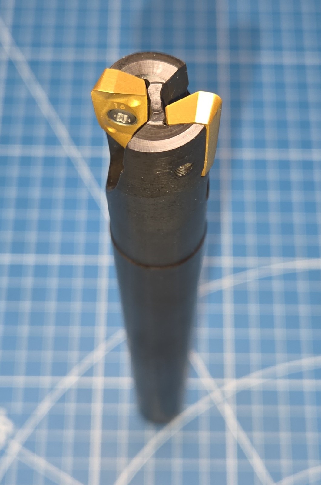 Kennametal 3/4″ Diameter Indexable Mill 1-14 LOIS M1D075E1402C075L800