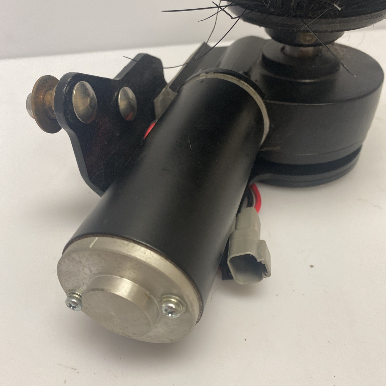 Windsor Karcher Chariot 2 iVac 24 CVC24 Motor 36Vdc 90 Deg. 1/16 Hp 86322470