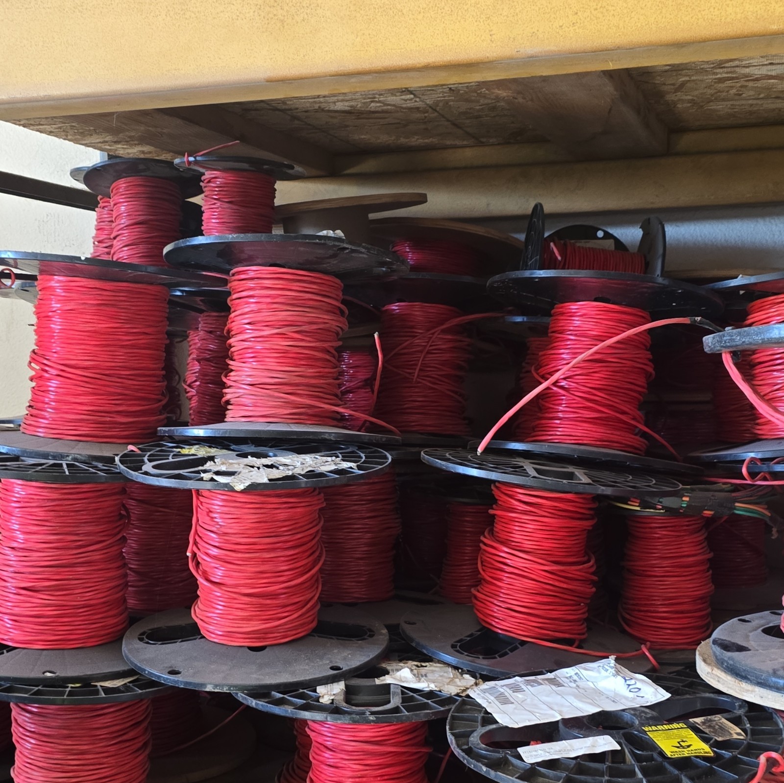 Red 18 AWG 2C Stranded Copper Wire PVC 1000 ft 501-600V Voice/Data 100ft PerRoll