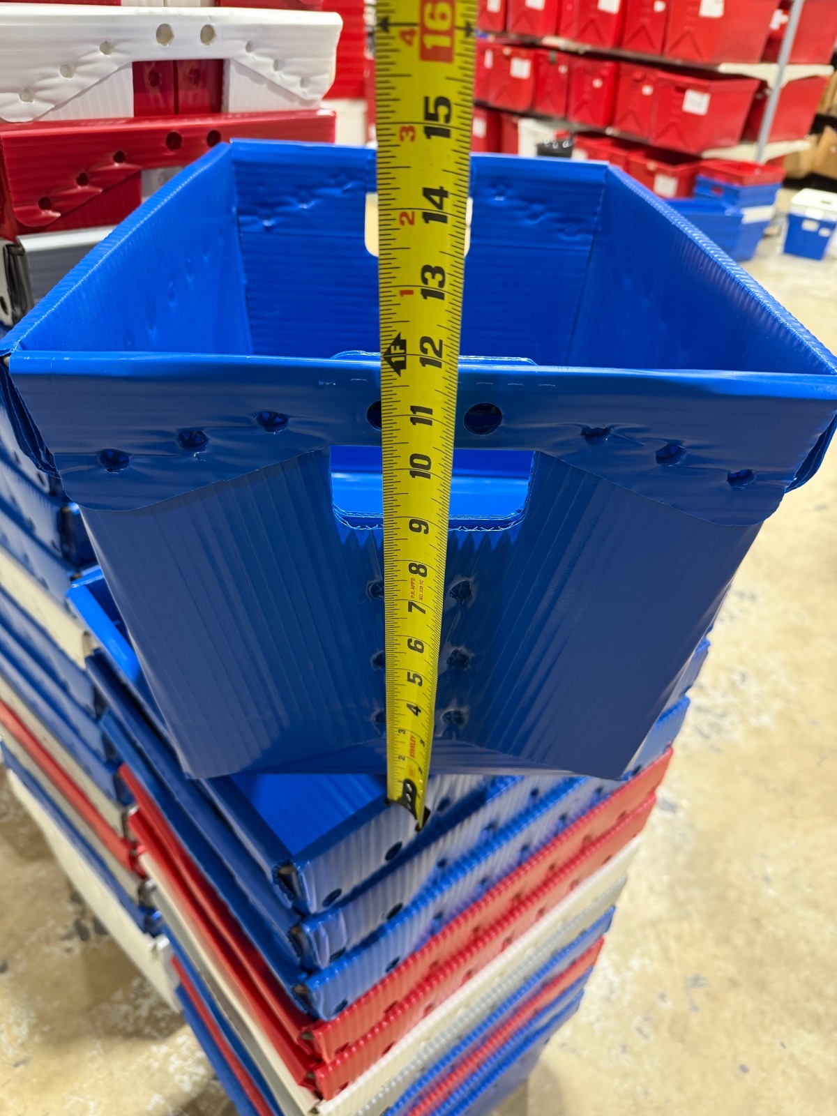 Lot of 300 Corrugated Plastic Postal Mail Type Totes Bins 18.25″Lx13.25″Wx11.5″H