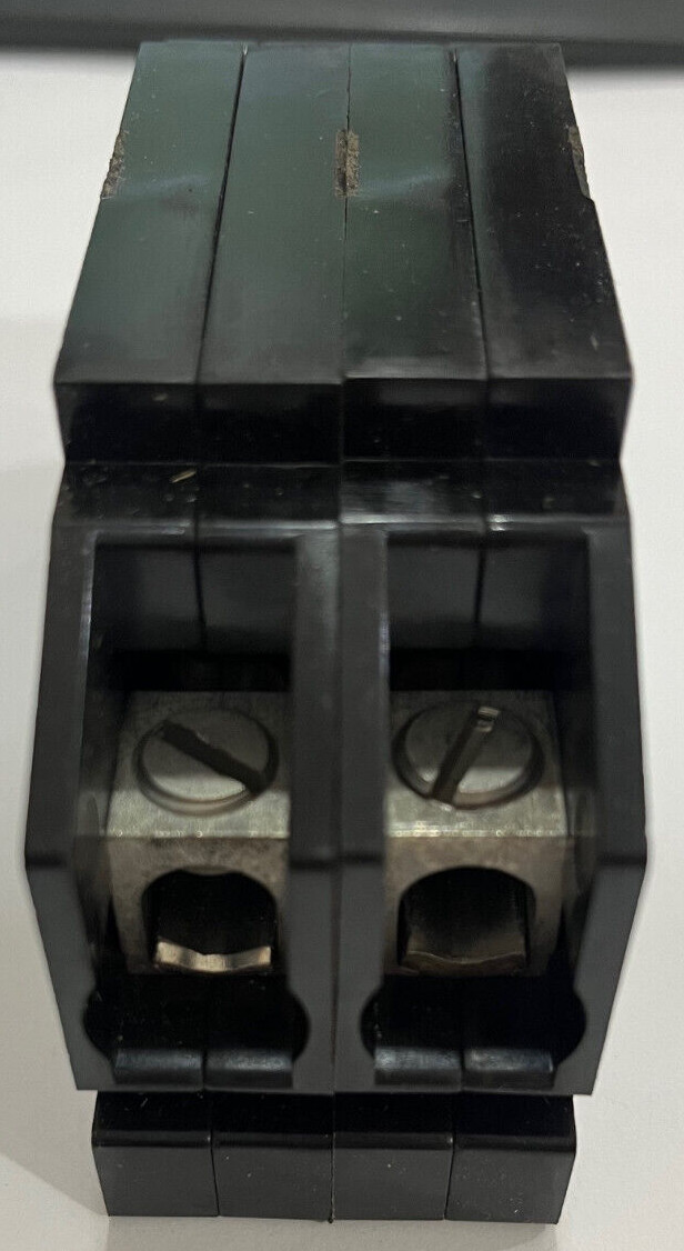 ML12, Zinsco Main Lug Plug-in Block for MLB12 Loadcenters, 125 Amp