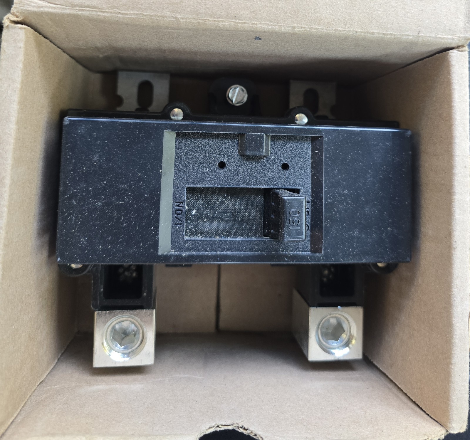 Square D QOM2150VH 150 Amp Main Circuit Breaker for QO and Homeline Load Centers