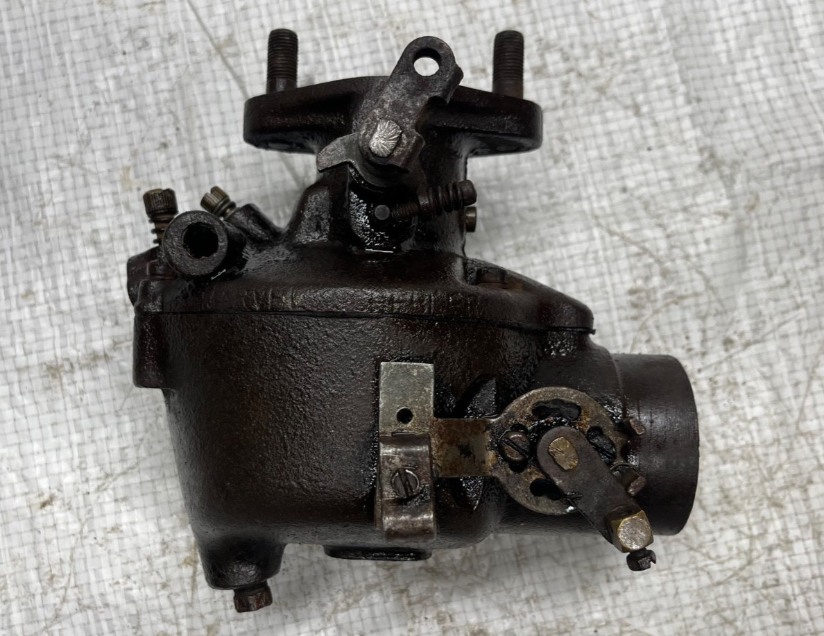 Oliver 1600 1650 1800 Tractor TSX 807 Carburetor