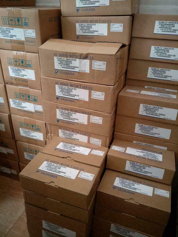 Yaskawa SGD7S-180A20A Servo Driver New Expedited Shipping