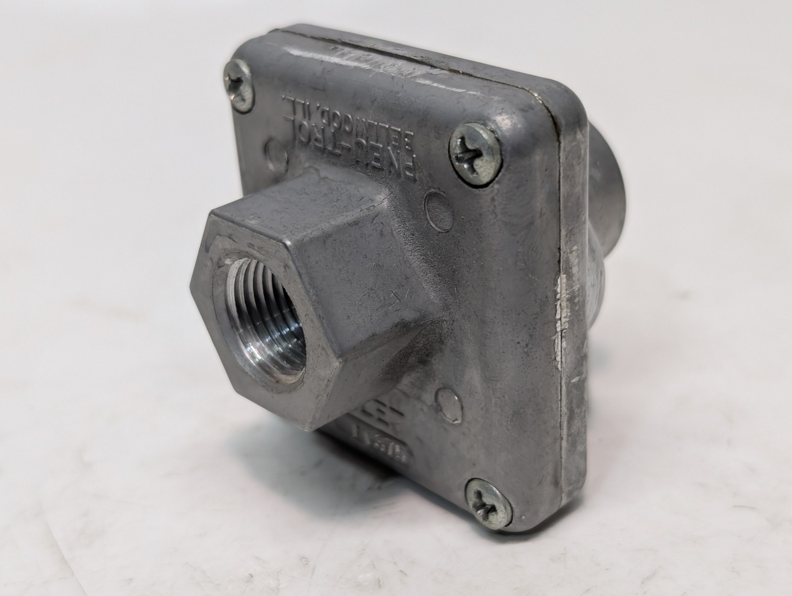 Deltrol EV-375 Pneutrol Bellwood IL valve body inlet cylinder as shown