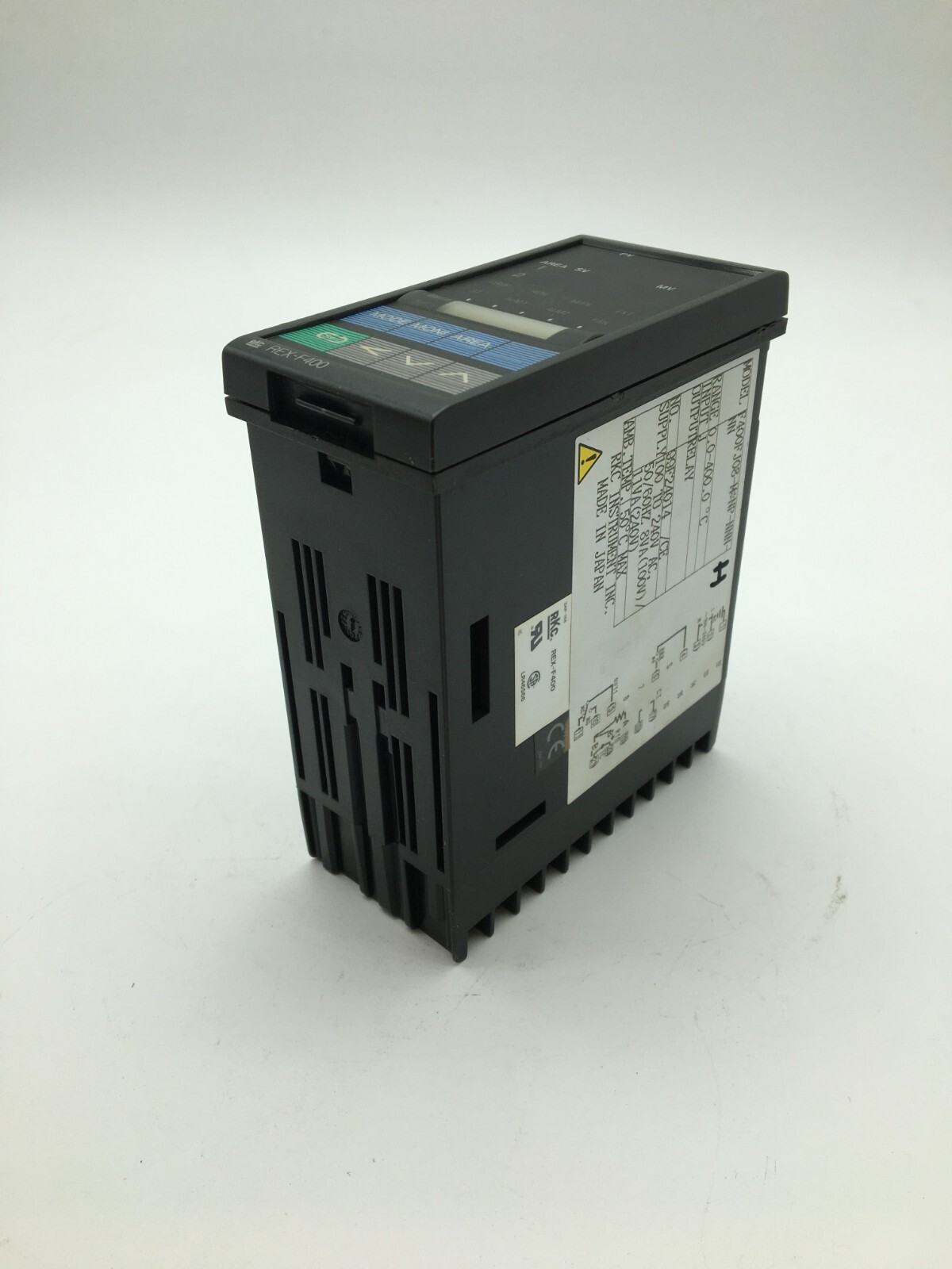 RKC REX-F400 F400FJ08-M*NP-NNN-NN Temperature Controller 100-240VAC 8VA/11VA