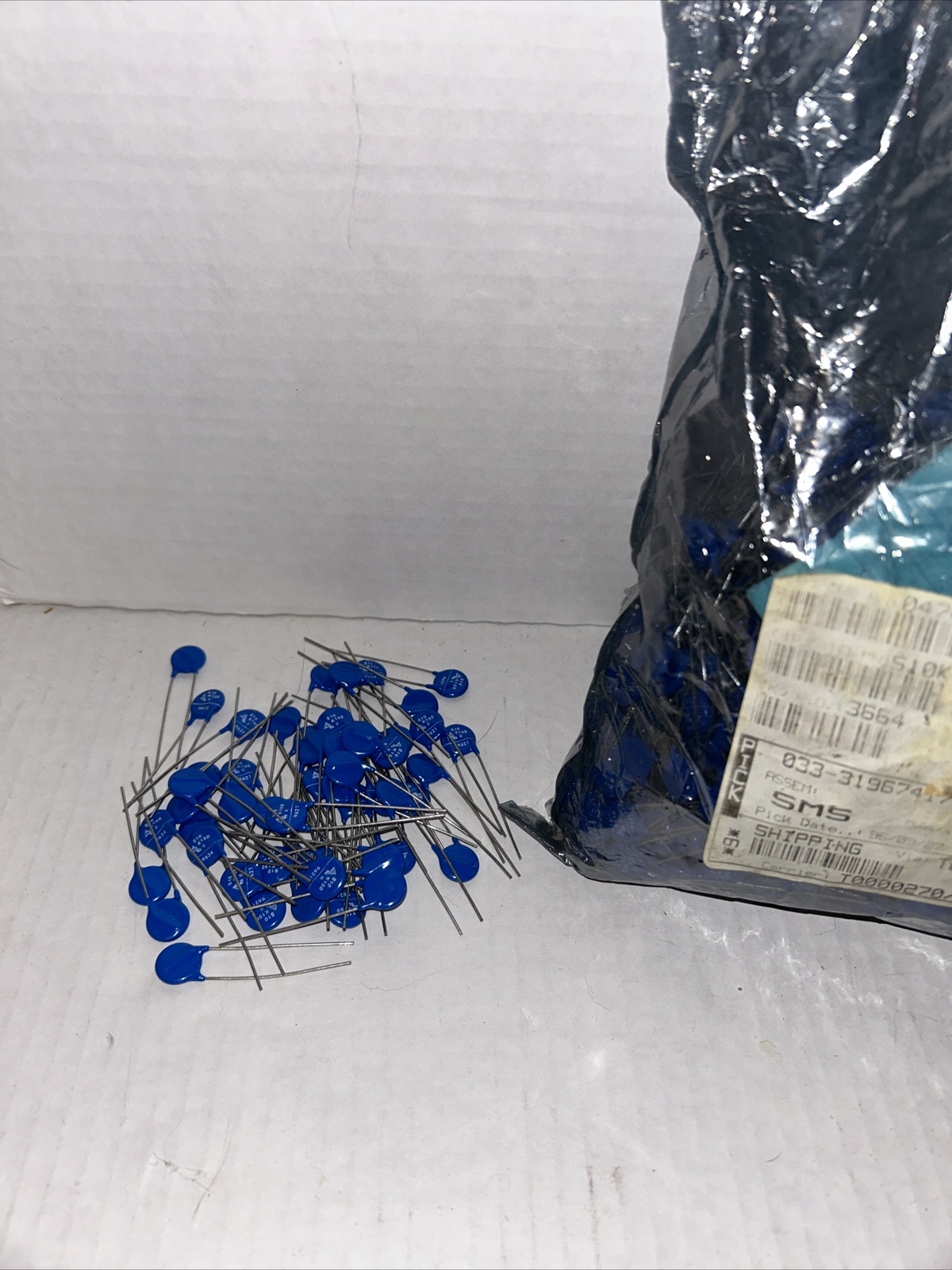 Ceramic Radial Disc Capacitor S10 K150 9621 (50 per Order)