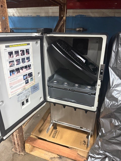 Cornelius Quest 4000 Elite Juice Machine