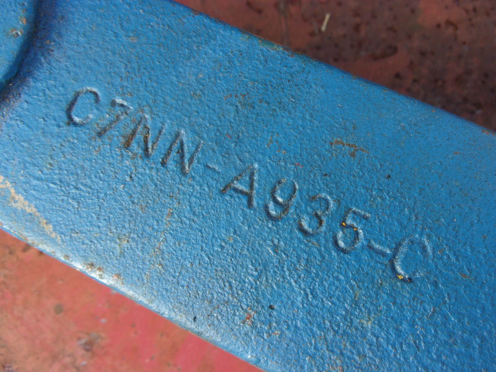 C7NNA935C Hydraulic Level Fork Ford Tractor 5000 5200 5600 5700 5900 6600 6700