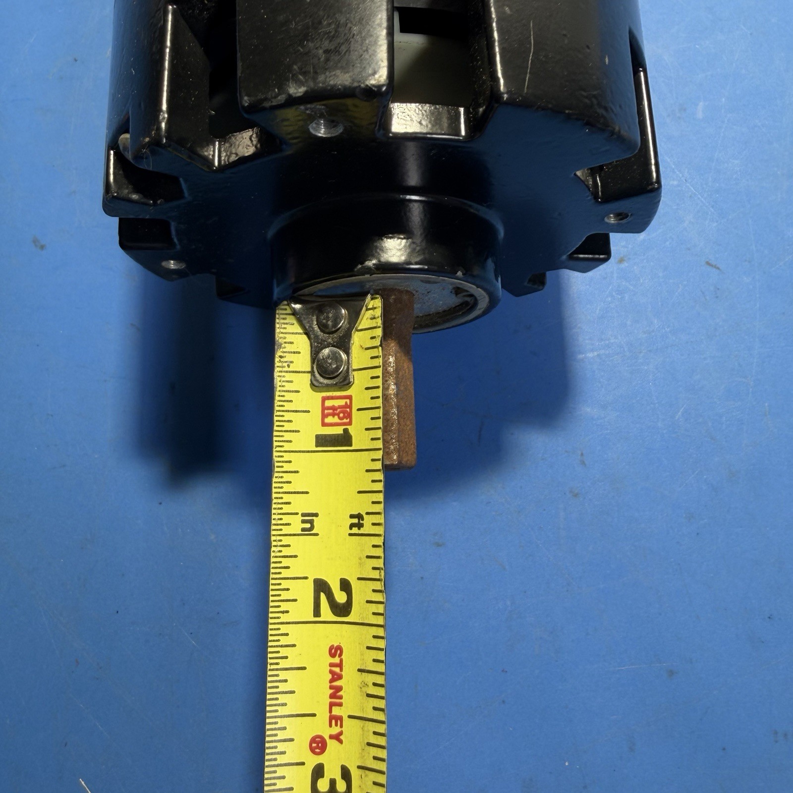 CLINCO 1/3 HP Universal Motor 115V 4500 RPM 5.5A Thermally Protected. Read