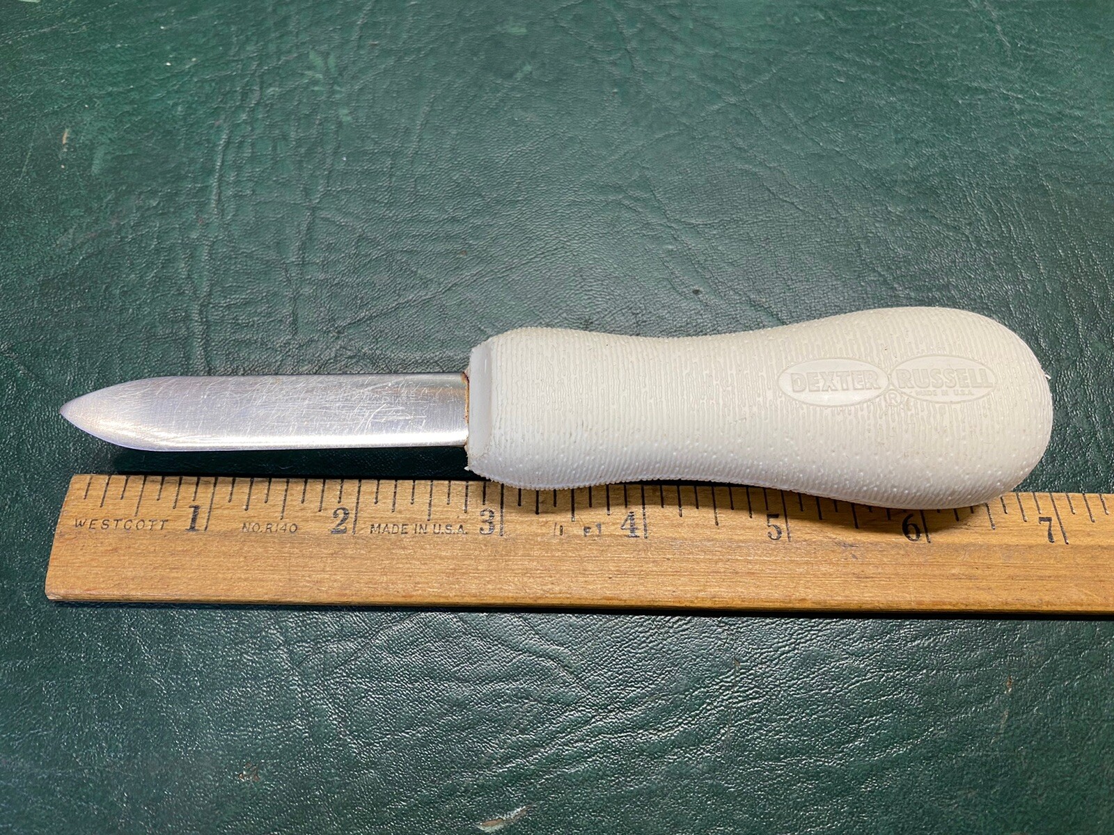 DEXTER RUSSELL OYSTER SHUCKER White S121 Sani-Safe Made In USA