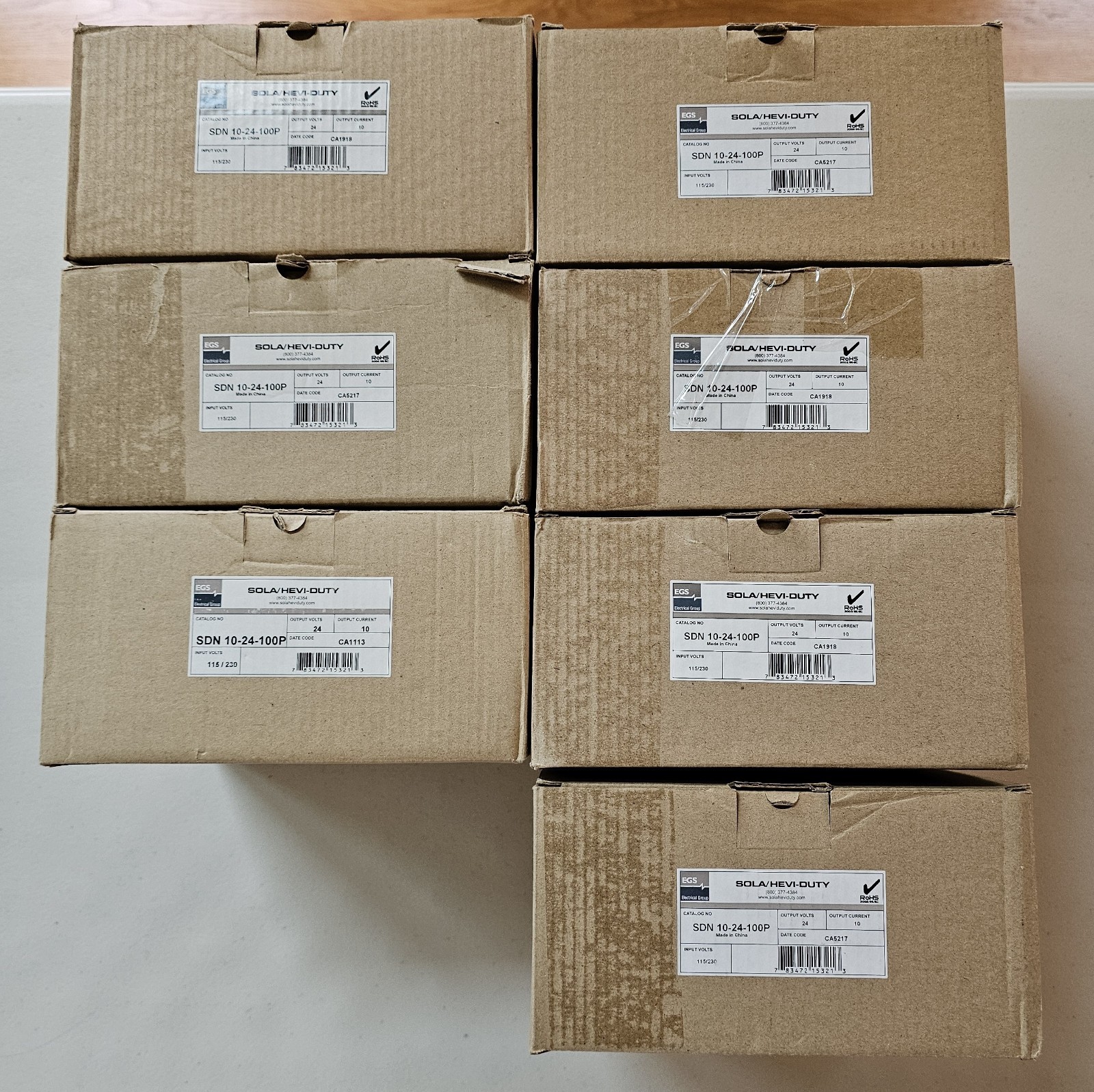 NEW in Box SolaHD SOLA/Hevi-Duty SDN 10-24-100P Power Supply 24VDC 10A