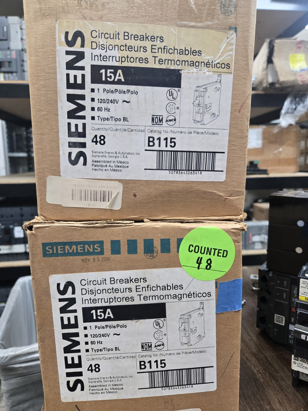 B115 BL115 SIEMENS 1 BOX OF 12 BREAKERS 1 PRICE (12 BOXES AVAILABLE) FREE…