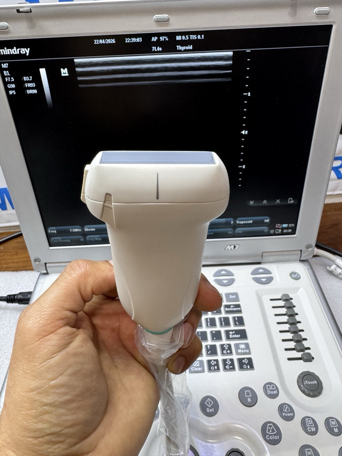 Mindray M7 With Linear Transducer 7L4S (YOU WILL RECEIVE WHAT IS IN THE PICTURE)