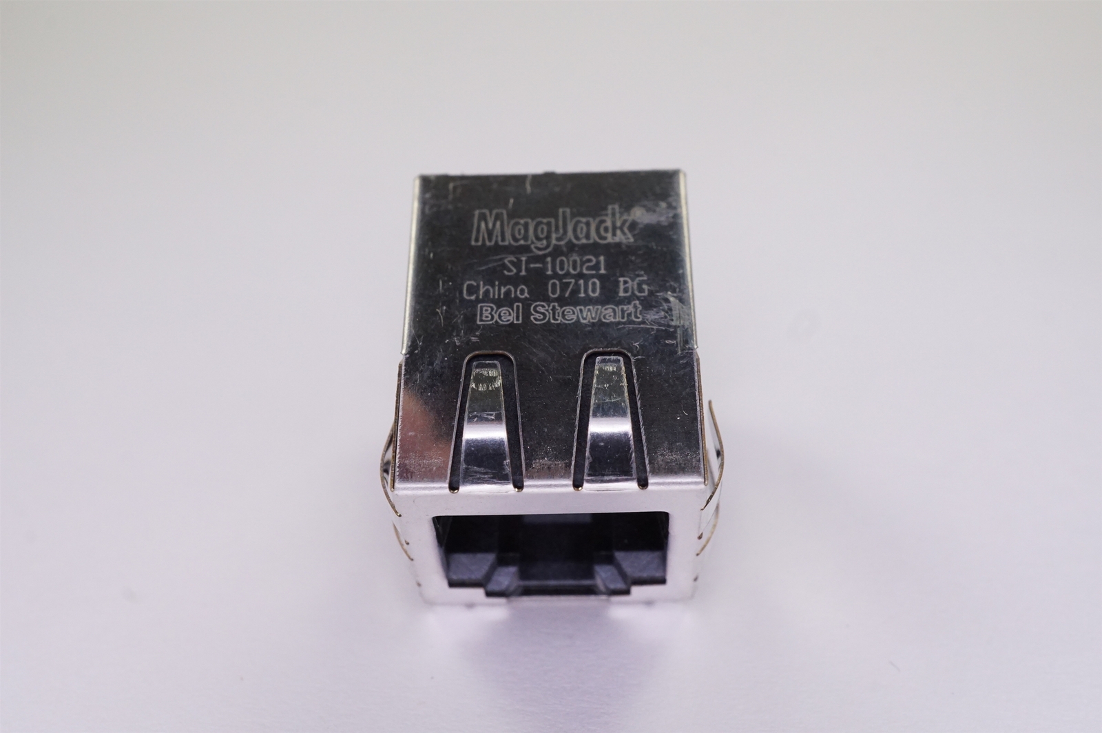 SI-10021 Stewart Connector Modular Connector Magjack 10/100 Base-T Right Angle