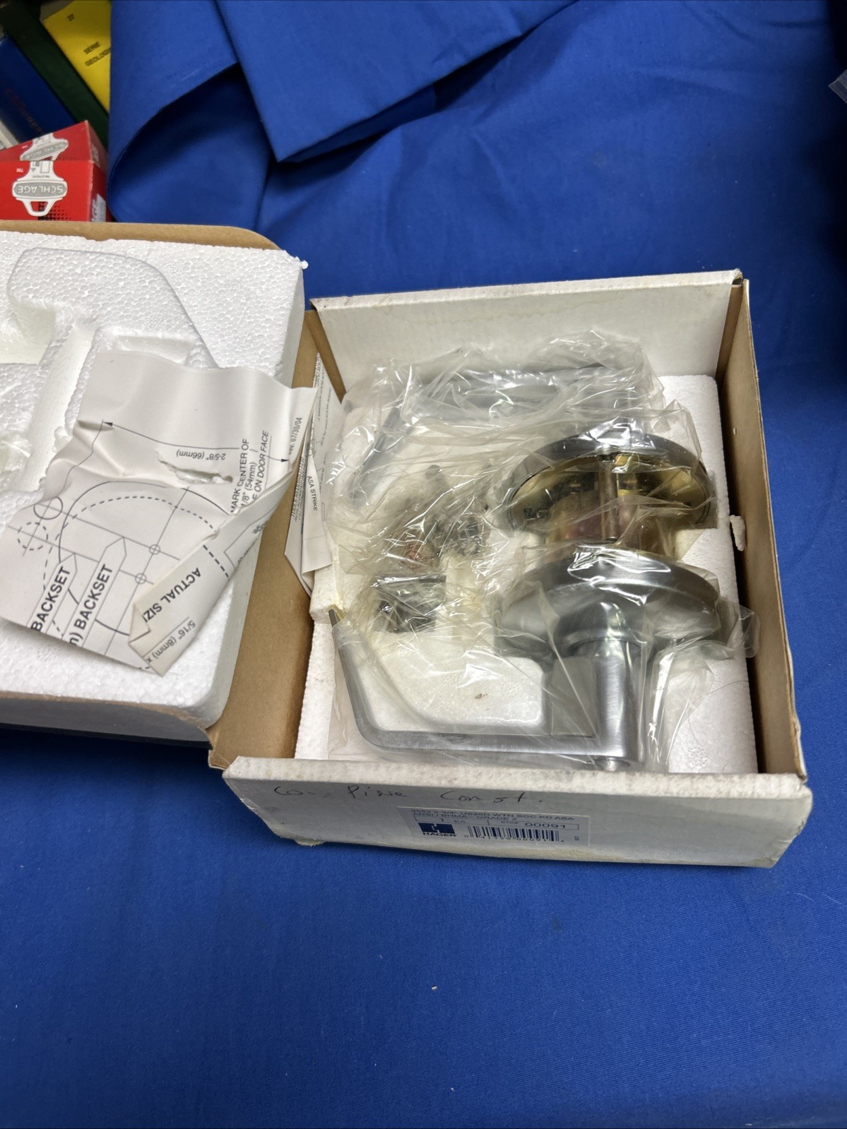 Hager 3553 2-3/4″ US26D WTN SCC KD Grade 2 Entry Door Knob 2 keys missing screws