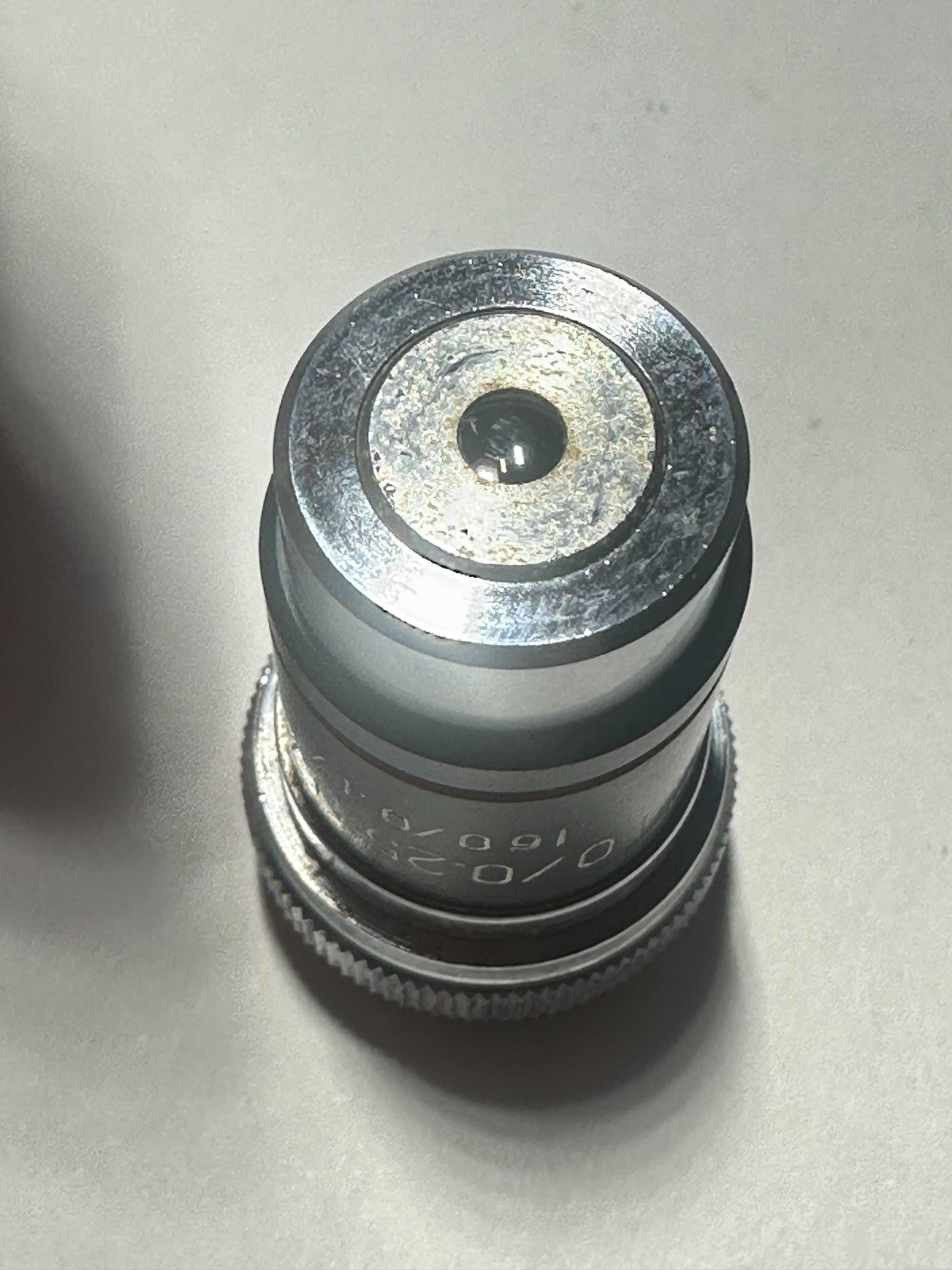 10/0.25 N.A. 160/0.17 Microscope Objective Bottom Yellow Stripe, Used