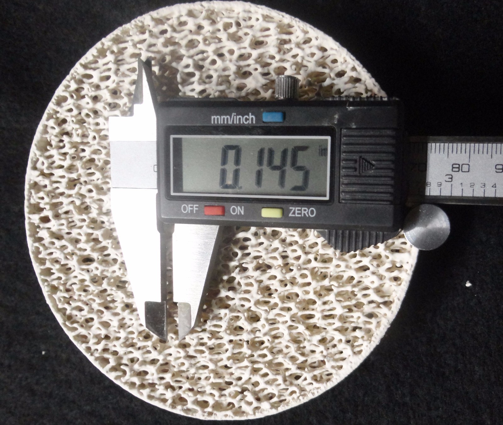 ZIRCONIA RETICULATED SETTER MOLTEN METAL FILTER WIRELESS ELEMENT No.: 39