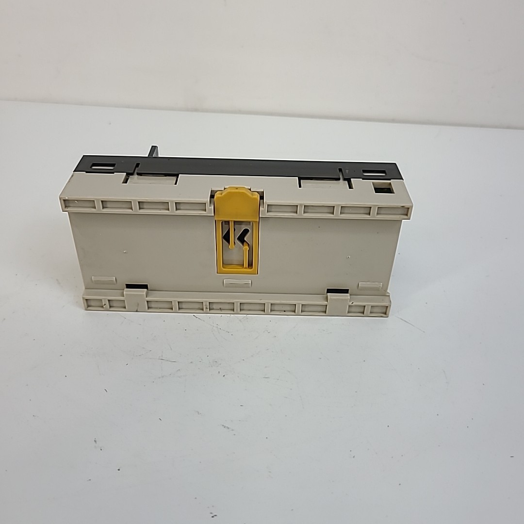 OMRON DRT2-ID16-1 Remote I/O Terminal Input Module PLC Unit 24V-DC