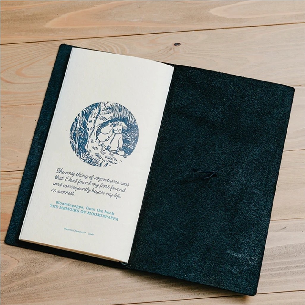 TRAVELER’S notebook Limited Set MOOMIN from the book The Exploits of Moominpappa